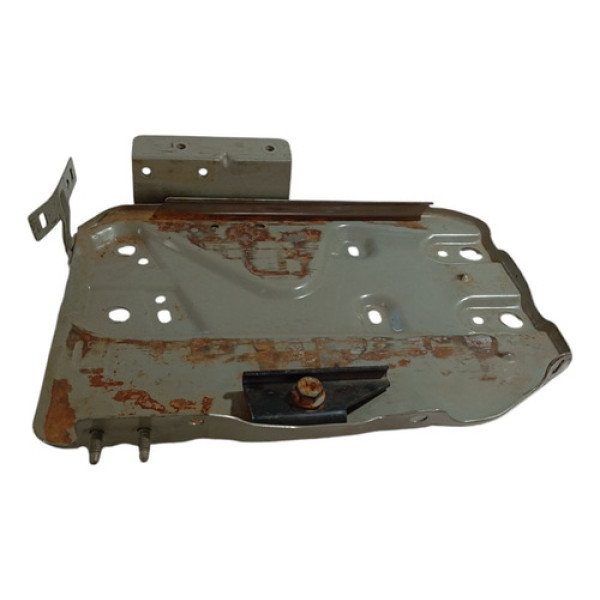 Suporte Base Caixa Bateria Nissan Versa 2016 2019 Original